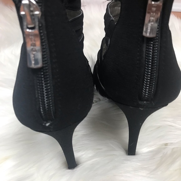 BCBG Heels - Picture 3 of 8